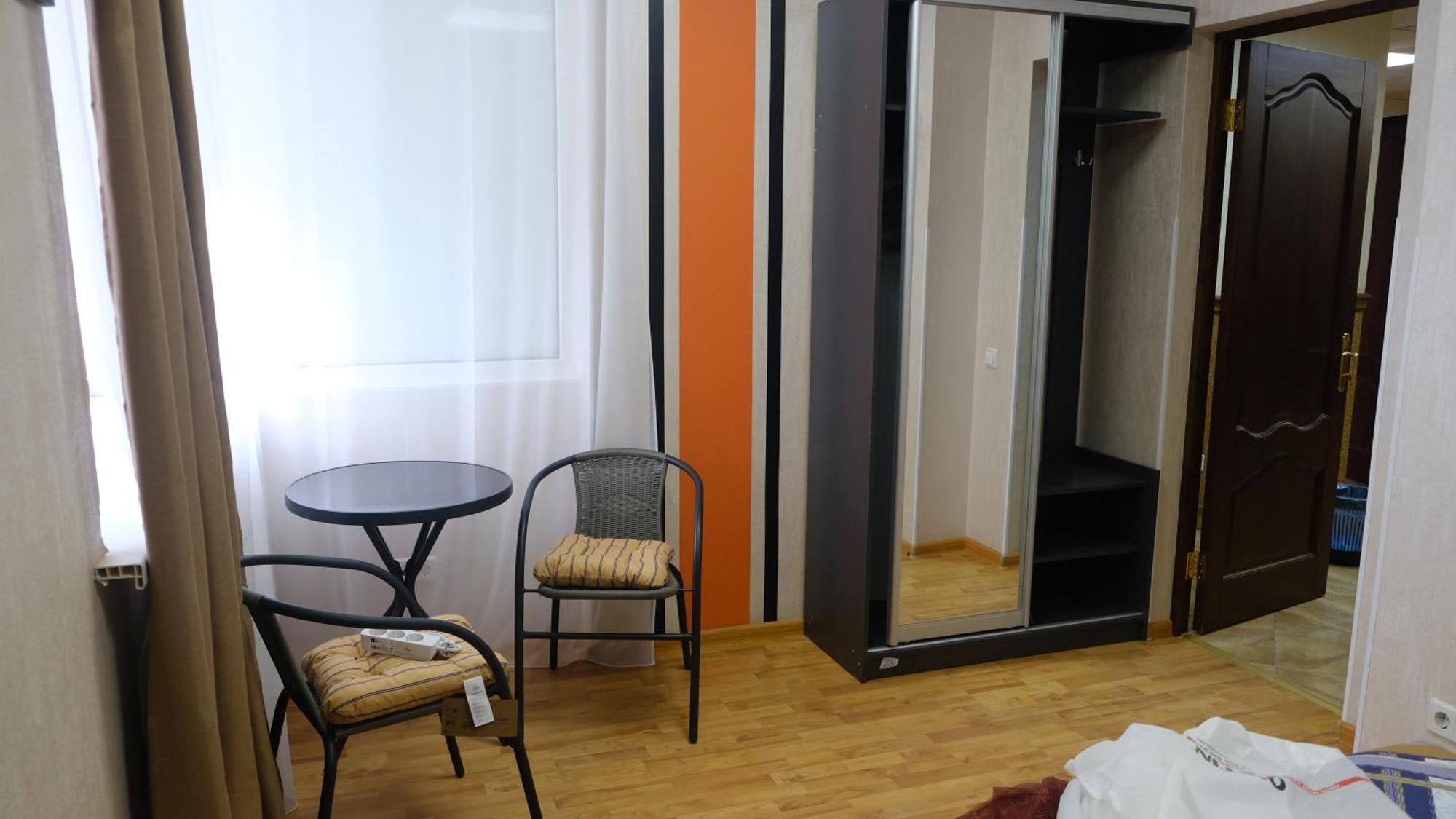 Uneed Rooms: Sky Киев Екстериор снимка